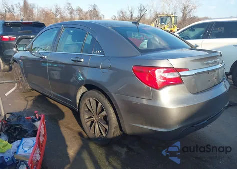 2013 Chrysler 200 Touring из США, поврежденный, VIN 1C3CCBBB9DN655348